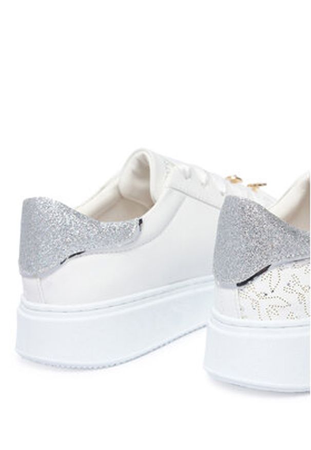 Patrizia Pepe Sneakersy PPK327.06 Biały. Kolor: biały. Materiał: skóra