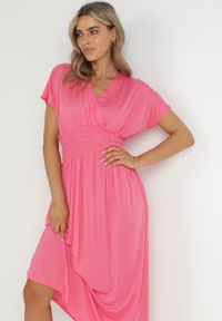 Born2be - Różowa Sukienka Maxi z Marszczoną Gumką w Talii Yalesima. Kolor: różowy. Długość: maxi #5