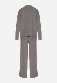 Born2be - Szary Sweterkowy Komplet Sweter z Półgolfem i Szerokie Spodnie Alatusa. Kolor: szary. Materiał: jeans #7