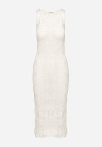 Born2be - Biała Sukienka Bodycon z Ażurowej Dzianiny z Halką w Komplecie Willowas. Okazja: na co dzień. Kolor: biały. Materiał: dzianina. Wzór: ażurowy. Typ sukienki: bodycon. Styl: elegancki, casual #5