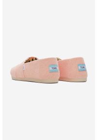 Toms espadryle Alpargata 10019634 PEACH BLUSH damskie kolor pomarańczowy. Nosek buta: okrągły. Kolor: pomarańczowy. Materiał: materiał, włókno, guma. Obcas: na obcasie. Wysokość obcasa: niski #5
