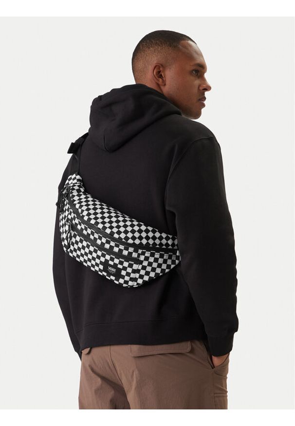 Vans Nerka Ward Cross Body VN0A2ZXXHU01 Czarny. Kolor: czarny. Materiał: materiał