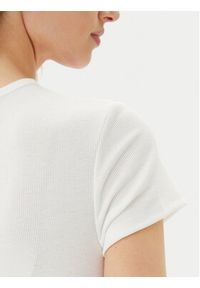 only - ONLY T-Shirt Daniella 15350554 Biały Slim Fit. Kolor: biały. Materiał: syntetyk #3