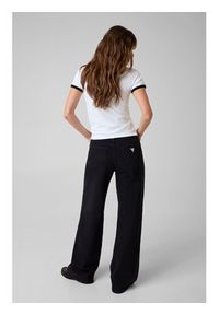 Guess Jeans T-Shirt 183096 Biały Classic Fit. Kolor: biały #3