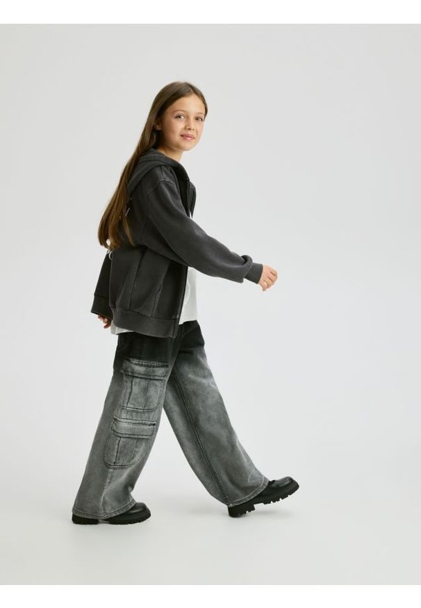 Reserved - Jeansy wide leg z efektem ombre - czarny. Kolor: czarny