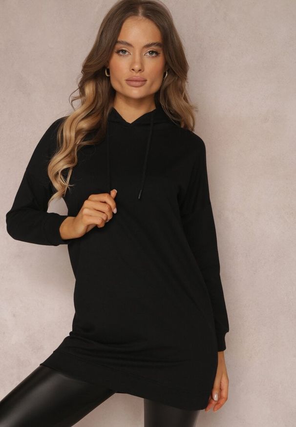 Renee - Czarna Bluza Alcousa. Kolor: czarny. Materiał: dzianina. Wzór: gładki. Styl: sportowy