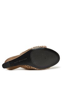 TOMMY HILFIGER - Tommy Hilfiger Klapki Crochet Metallic Lthr Wedge Mule FW0FW08812 Złoty. Kolor: złoty. Materiał: skóra #3