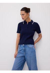 Reserved - Sweter polo z wiskozą - granatowy. Typ kołnierza: polo. Kolor: niebieski. Materiał: wiskoza