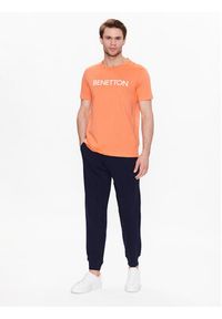 United Colors of Benetton - United Colors Of Benetton T-Shirt 3I1XU100A Pomarańczowy Regular Fit. Kolor: pomarańczowy. Materiał: bawełna #4