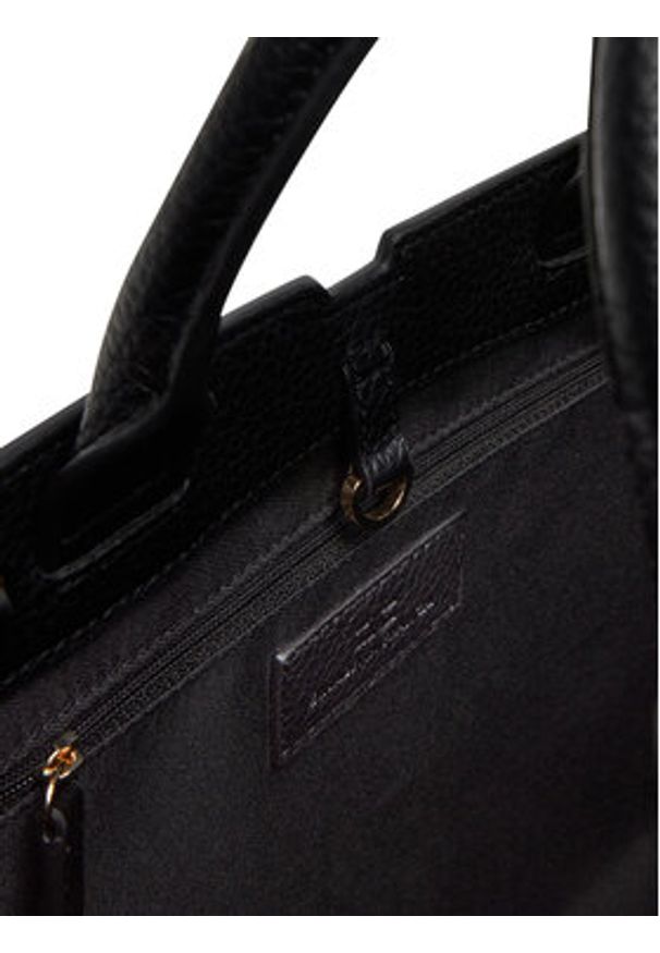 Elisabetta Franchi Torebka BS-07A-51E2-V500 Czarny. Kolor: czarny. Materiał: skórzane