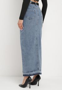 Born2be - Granatowa Spódnica Jeansowa o Ołówkowym Kroju z Rozcięciem z Przodu Ramalla. Kolor: niebieski. Materiał: jeans #7