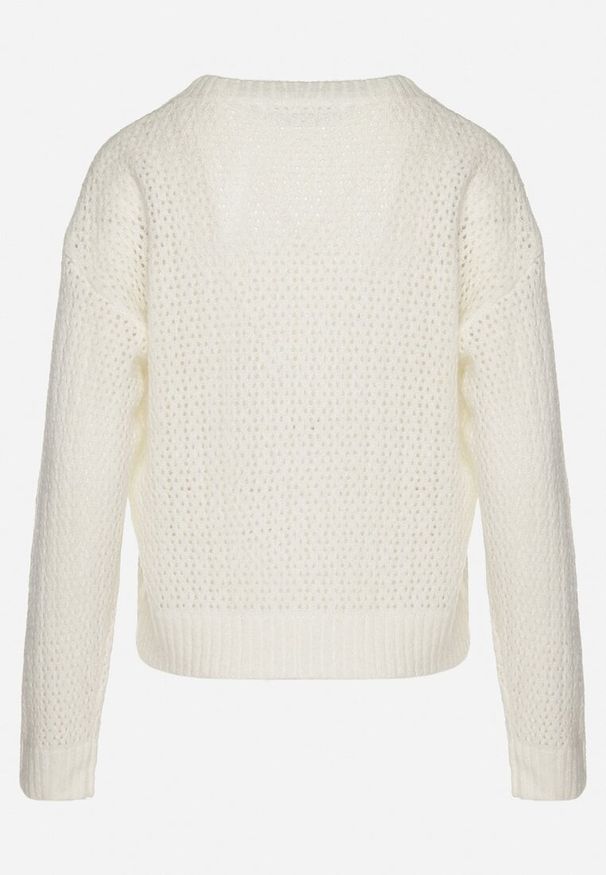 Born2be - Jasnobeżowy Sweter z Wełną i Kwiatowymi Aplikacjami Saivin. Okazja: na co dzień. Kolor: beżowy. Materiał: wełna. Długość rękawa: długi rękaw. Długość: długie. Wzór: kwiaty, aplikacja. Styl: casual