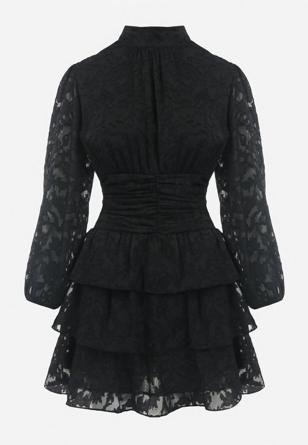 Born2be - Czarna Taliowana Sukienka Mini Koronkowa z Falbankami Ciluna. Okazja: na co dzień. Typ kołnierza: kołnierz z falbankami. Kolor: czarny. Materiał: koronka. Wzór: aplikacja. Styl: casual, elegancki, klasyczny. Długość: mini