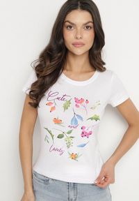 Born2be - Różowy Bawełniany T-shirt z Ozdobnym Nadrukiem Zaromira. Okazja: na co dzień. Kolor: biały. Materiał: bawełna. Wzór: nadruk. Styl: klasyczny, elegancki, casual