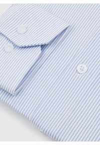 Pako Lorente - PAKO LORENTE - Błękitna koszula w drobny prążek. Typ kołnierza: kołnierzyk włoski. Kolor: niebieski. Materiał: dzianina, poliester, bawełna. Długość rękawa: długi rękaw. Długość: długie. Wzór: prążki #10