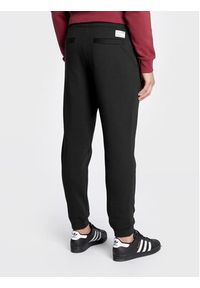 !SOLID - Solid Spodnie dresowe 21106556 Czarny Regular Fit. Kolor: czarny. Materiał: syntetyk, bawełna