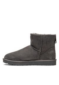 Ugg - Buty zimowe damskie UGG W Classic Mini II (1016222-GREY). Okazja: na plażę. Kolor: szary. Materiał: materiał. Sezon: zima. Styl: młodzieżowy