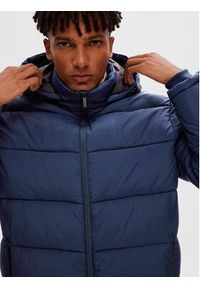 Selected Homme Płaszcz zimowy 16089959 Granatowy Regular Fit. Kolor: niebieski. Materiał: syntetyk. Sezon: zima #4