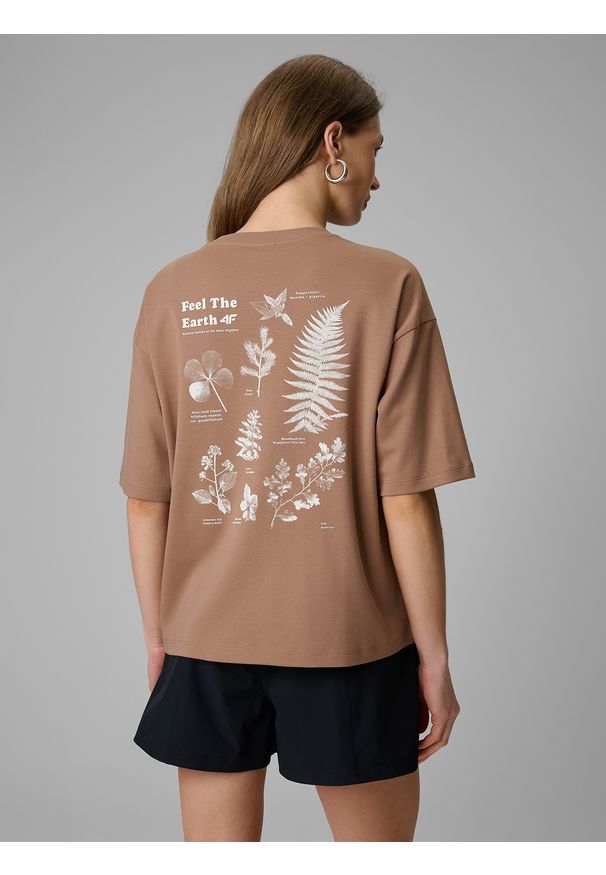 4f - 4F T-shirt regular z nadrukiem damski - beżowy L. Okazja: na co dzień. Kolor: beżowy. Materiał: materiał, jeans, dzianina. Wzór: nadruk. Styl: klasyczny, casual