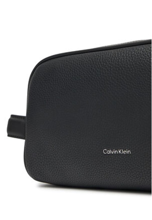 Calvin Klein Kosmetyczka Ck Must Washbag/Dopp Kit LV04D1046G Czarny. Kolor: czarny. Materiał: skóra