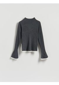 Reserved - Sweter z kontrastową lamówką - szary. Kolor: szary. Materiał: wełna, dzianina