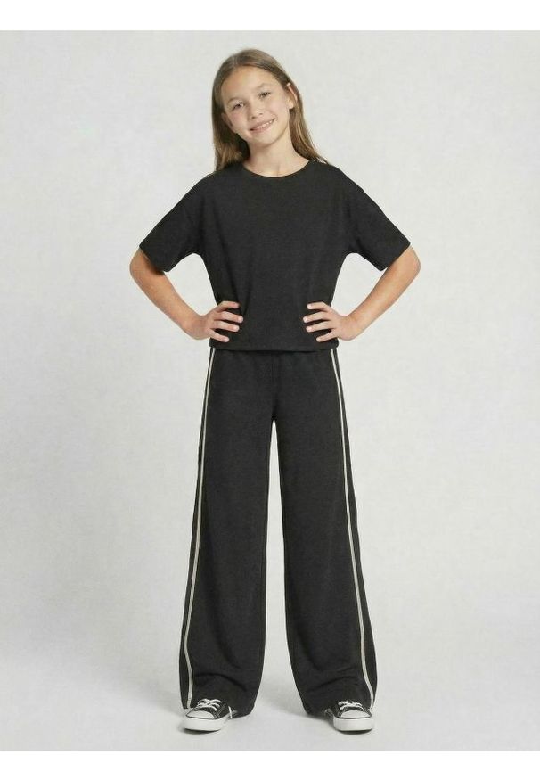 Sinsay - Spodnie z lampasem - czarny. Kolor: czarny