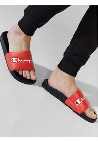 Champion Klapki Slide Varsity S21993-CHA-RS001 Czerwony. Kolor: czerwony. Materiał: skóra