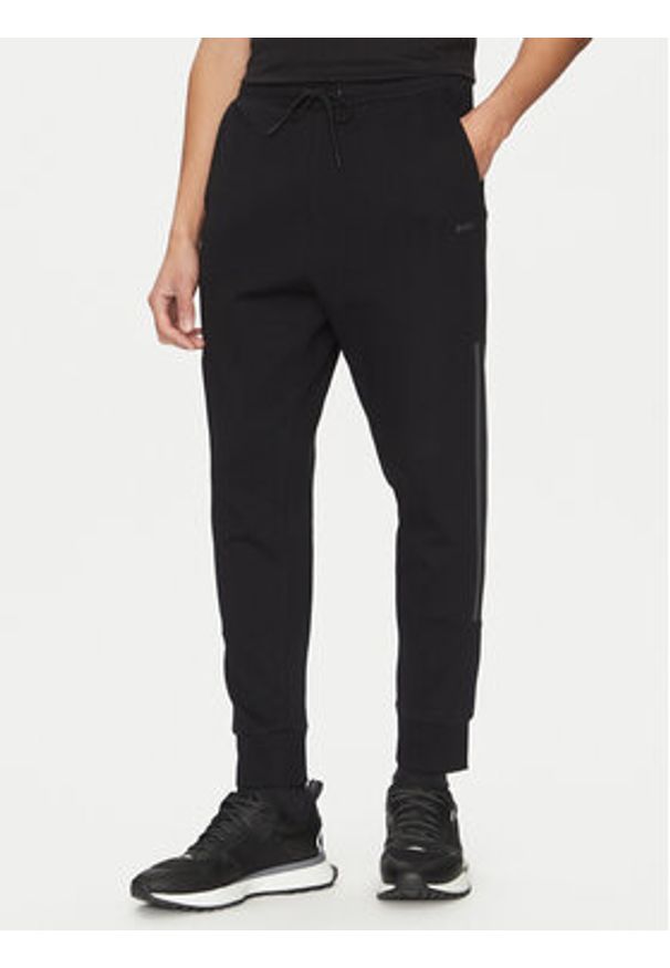 BOSS Dres 50533738 Czarny Regular Fit. Kolor: czarny. Materiał: bawełna