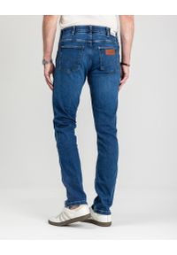 Wrangler - MESKIE SPODNIE WRANGLER GREENSBORO DANDELION SUMMER 112364419 #4