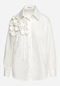 Born2be - Biała Koszula z Ozdobnymi Kwiatami i Frędzlami Akessa. Kolor: biały. Wzór: kwiaty