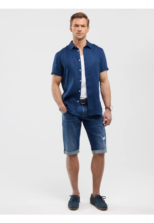 Big-Star - Szorty męskie jeansowe z przetarciami granatowe Conner 407. Okazja: na co dzień. Kolor: niebieski. Materiał: jeans. Sezon: lato. Styl: casual, retro, klasyczny