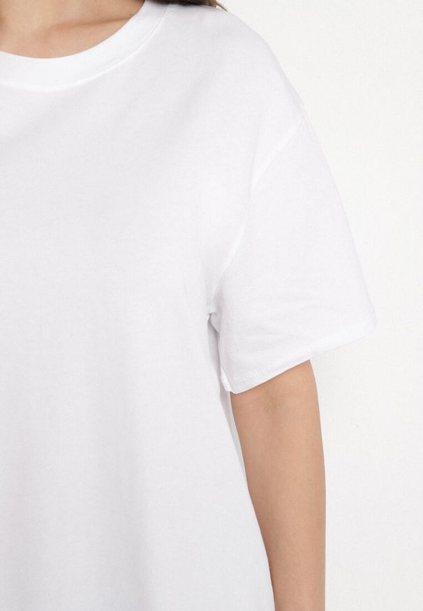 Born2be - Biały T-shirt z Bawełny w Klasycznym Stylu Tulseli. Okazja: na co dzień. Kolor: biały. Materiał: bawełna. Styl: klasyczny