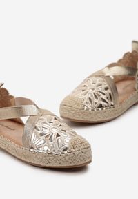 Renee - Złote Espadryle Ozdobione Haftem i Plecionką z Juty Efloria. Kolor: złoty. Materiał: jeans. Wzór: aplikacja, haft. Sezon: lato. Styl: boho, elegancki #2