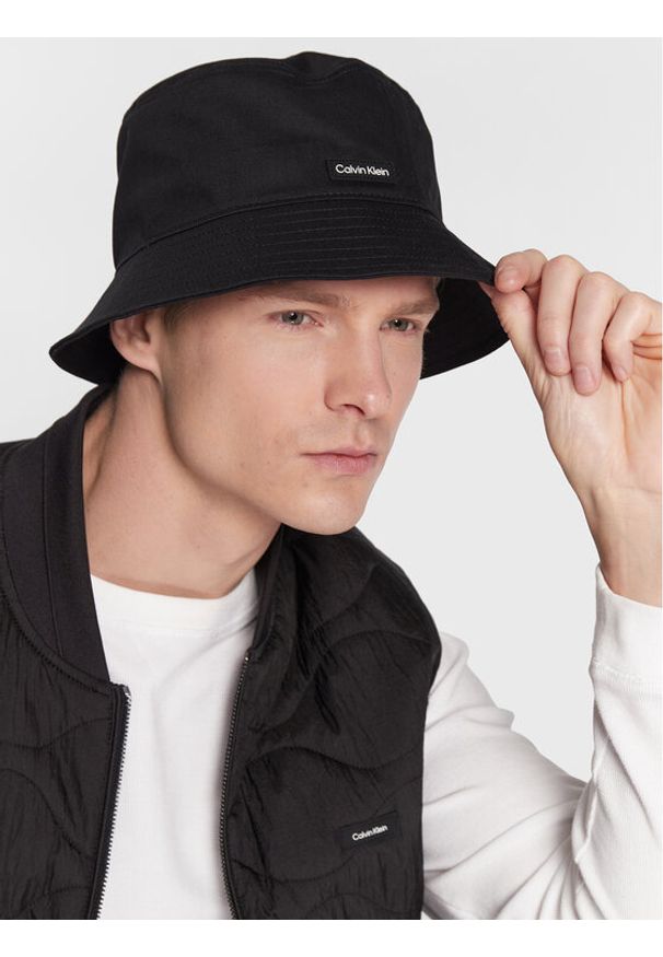 Calvin Klein Kapelusz Bucket K50K510486 Czarny. Kolor: czarny. Materiał: bawełna, materiał