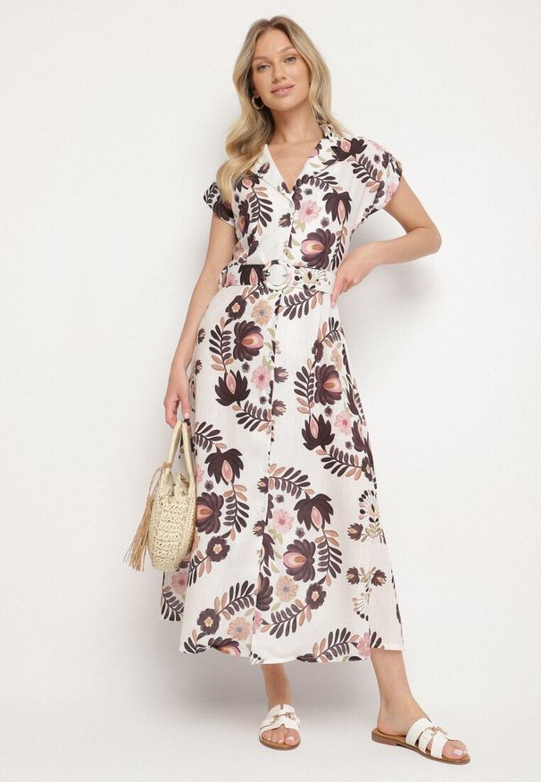 Born2be - Czarna Sukienka z Wiskozą o Koszulowym Kroju z Paskiem z Klamrą Nitasiela. Okazja: na co dzień. Typ kołnierza: dekolt w kształcie V. Kolor: czarny. Materiał: wiskoza. Długość rękawa: krótki rękaw. Typ sukienki: koszulowe. Styl: casual, klasyczny