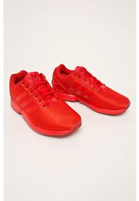 adidas Originals - Buty ZX Flux. Nosek buta: okrągły. Zapięcie: sznurówki. Kolor: czerwony. Materiał: syntetyk, materiał, guma. Szerokość cholewki: normalna. Obcas: na obcasie. Model: Adidas ZX Flux, Adidas ZX. Wysokość obcasa: średni #5
