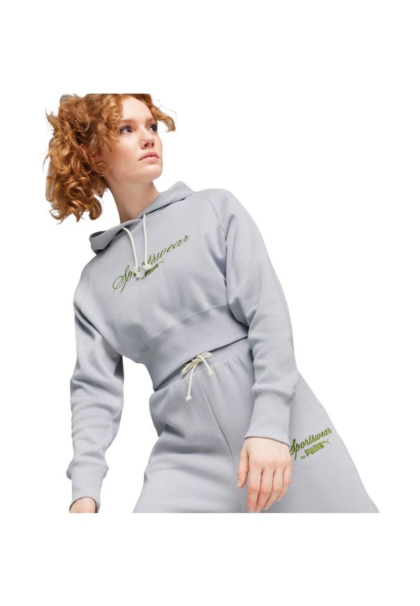 Bluza z kapturem damskie Puma Classics Relaxed Cropped. Typ kołnierza: kaptur. Kolor: szary. Materiał: bawełna, materiał. Sport: fitness