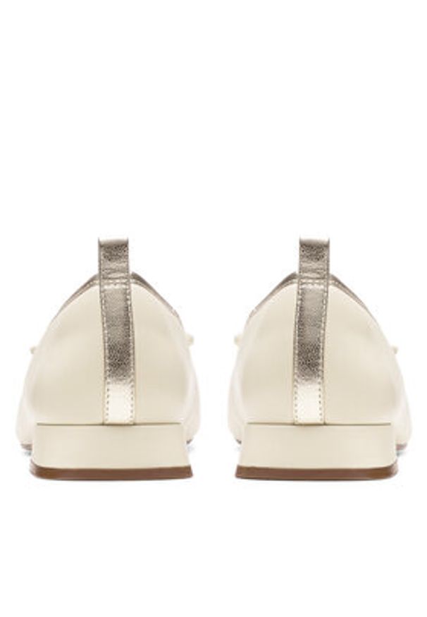 Clarks Baleriny Ubree15 Poppy 26181326 Beżowy. Kolor: beżowy. Materiał: skóra