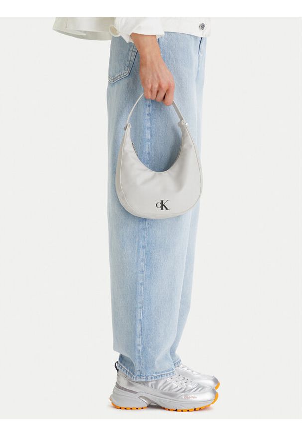 Calvin Klein Torebka Buckle Small Bag LV04F3513G Biały. Kolor: biały. Materiał: skórzane