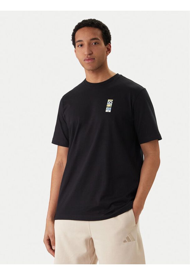 Adidas - adidas T-Shirt Memories Of Sport Poster Graphic KB2506 Czarny Regular Fit. Kolor: czarny. Materiał: bawełna. Styl: sportowy