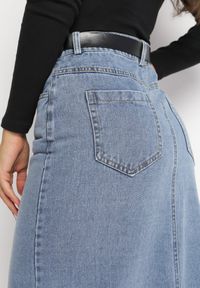 Born2be - Niebieska Jeansowa Spódnica Maxi z Paskiem Goergen. Stan: podwyższony. Kolor: niebieski. Materiał: jeans. Wzór: aplikacja #4