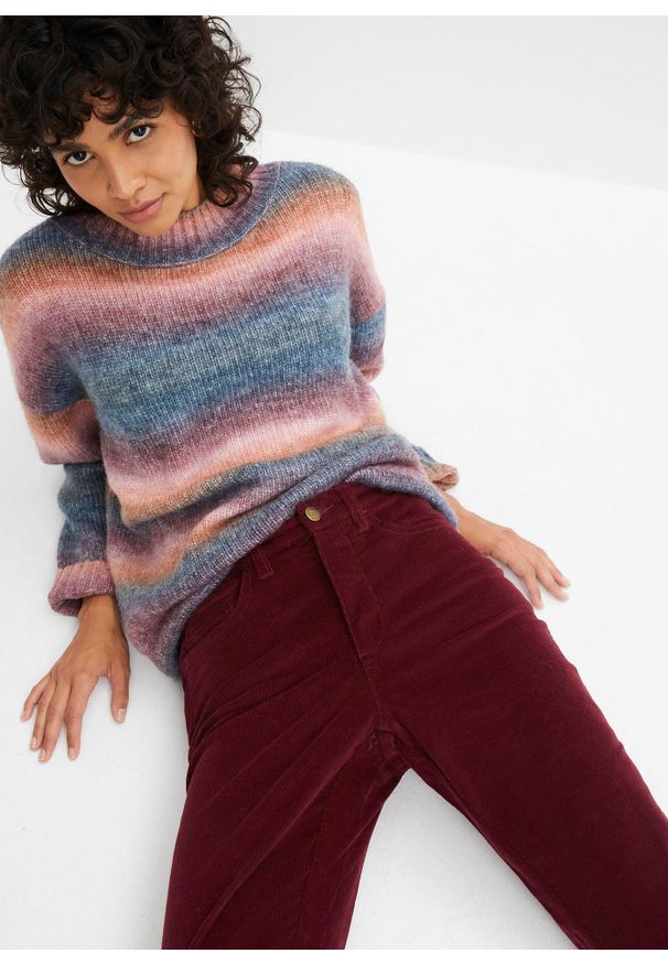 bonprix - Spodnie sztruksowe dzwony ze stretchem high-waist z wygodnym paskiem. Stan: podwyższony. Kolor: czerwony. Materiał: sztruks. Styl: elegancki