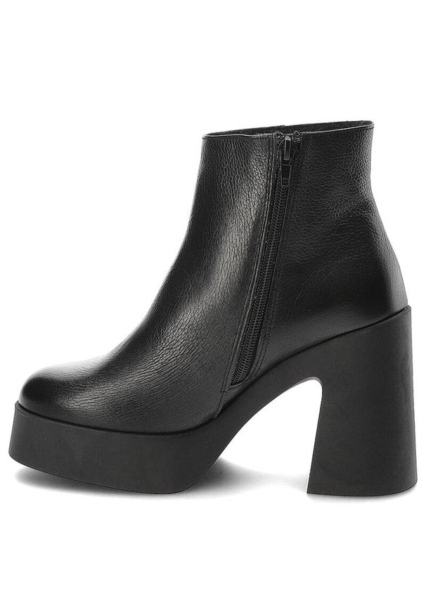 Czarne Botki Armodo Eleganckie Obuwie Na Obcasie. Kolor: czarny. Materiał: skóra. Wzór: grochy. Obcas: na obcasie. Styl: elegancki. Wysokość obcasa: średni