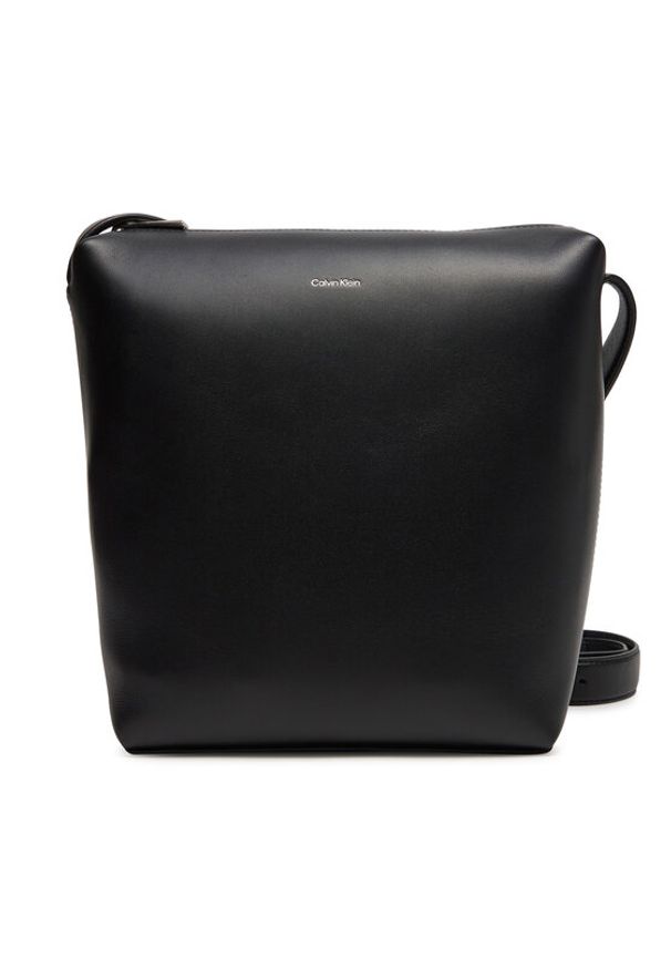 Calvin Klein Saszetka Ck Premium Leather Hobo Mini K50K512968 Czarny. Kolor: czarny. Materiał: skóra