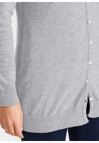 Długi sweter rozpinany bonprix jasnoszary melanż. Kolor: szary. Długość: długie. Wzór: melanż. Styl: klasyczny #6