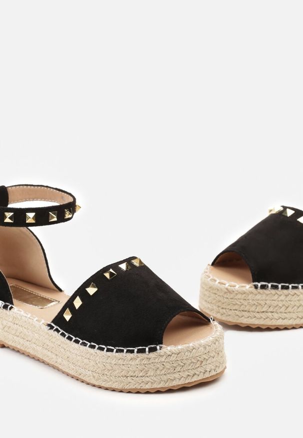 Born2be - Czarne Sandały Espadryle Peep Toe na Plecionej Platofrmie Ravellia. Nosek buta: otwarty. Kolor: czarny. Obcas: na platformie