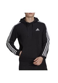 Adidas - adidas Essentials Fleece 3-Stripes Hoodie > GK9072. Materiał: poliester, bawełna, wiskoza. Wzór: aplikacja. Styl: klasyczny