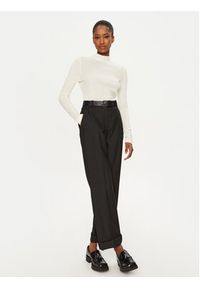 Calvin Klein Golf K20K208047 Écru Slim Fit. Typ kołnierza: golf. Materiał: lyocell