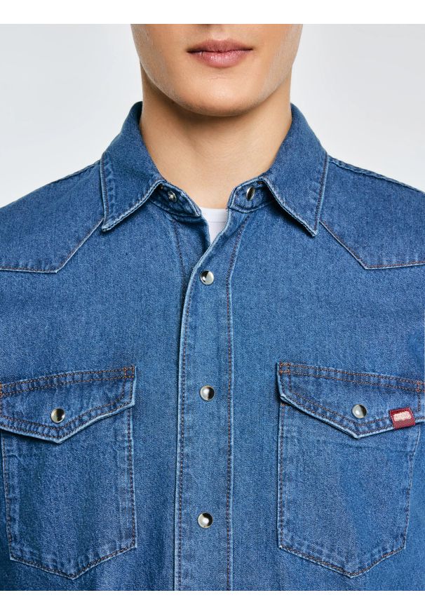 Big-Star - Koszula męska jeansowa niebieska Western 121. Okazja: na co dzień. Kolor: niebieski. Materiał: jeans. Wzór: melanż. Styl: casual, klasyczny