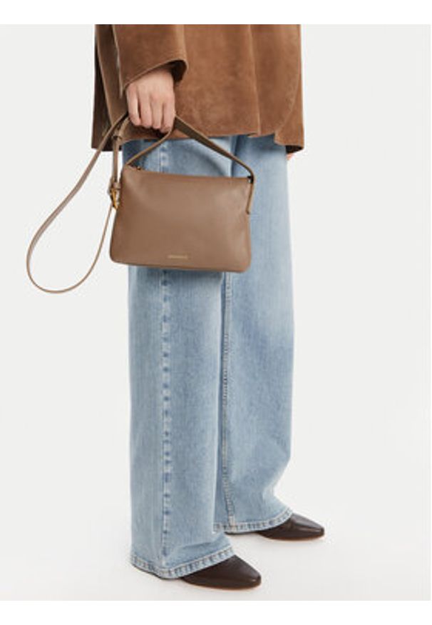 Coccinelle Torebka Tjo Coccinellekirsten E5 TJ0 55 01 01 Beżowy. Kolor: beżowy. Materiał: skórzane